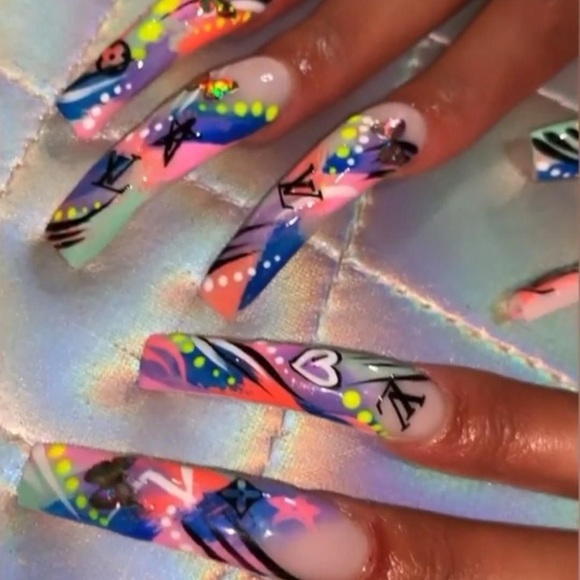 Nail In Da Trap - Picture 5 of 7